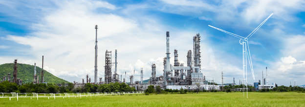 Oil refinery and offshore turbine